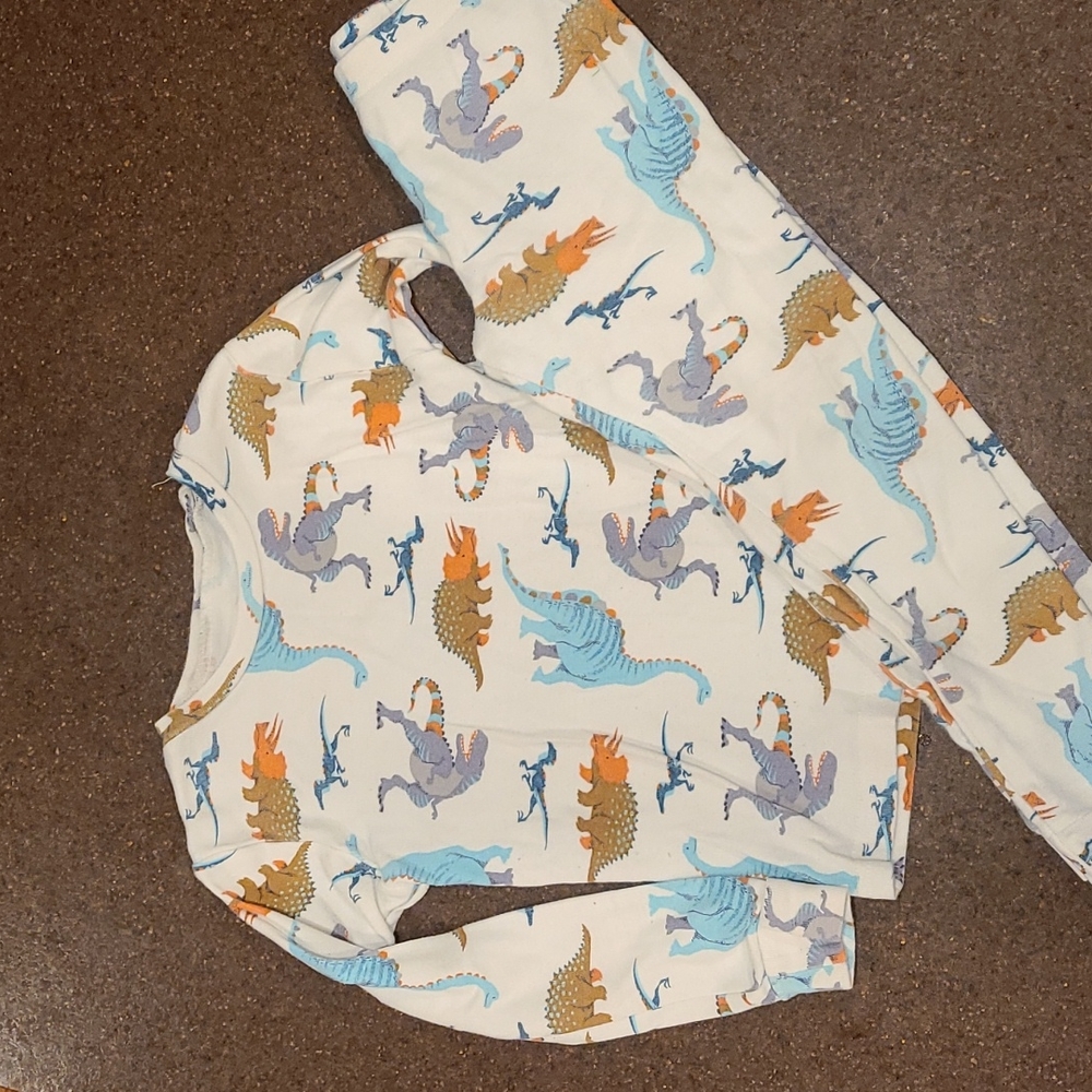 Carter's 5T pajamas - Picture 4 of 6